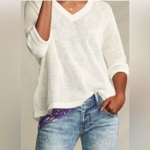 CAbi Breeze Pullover sweater